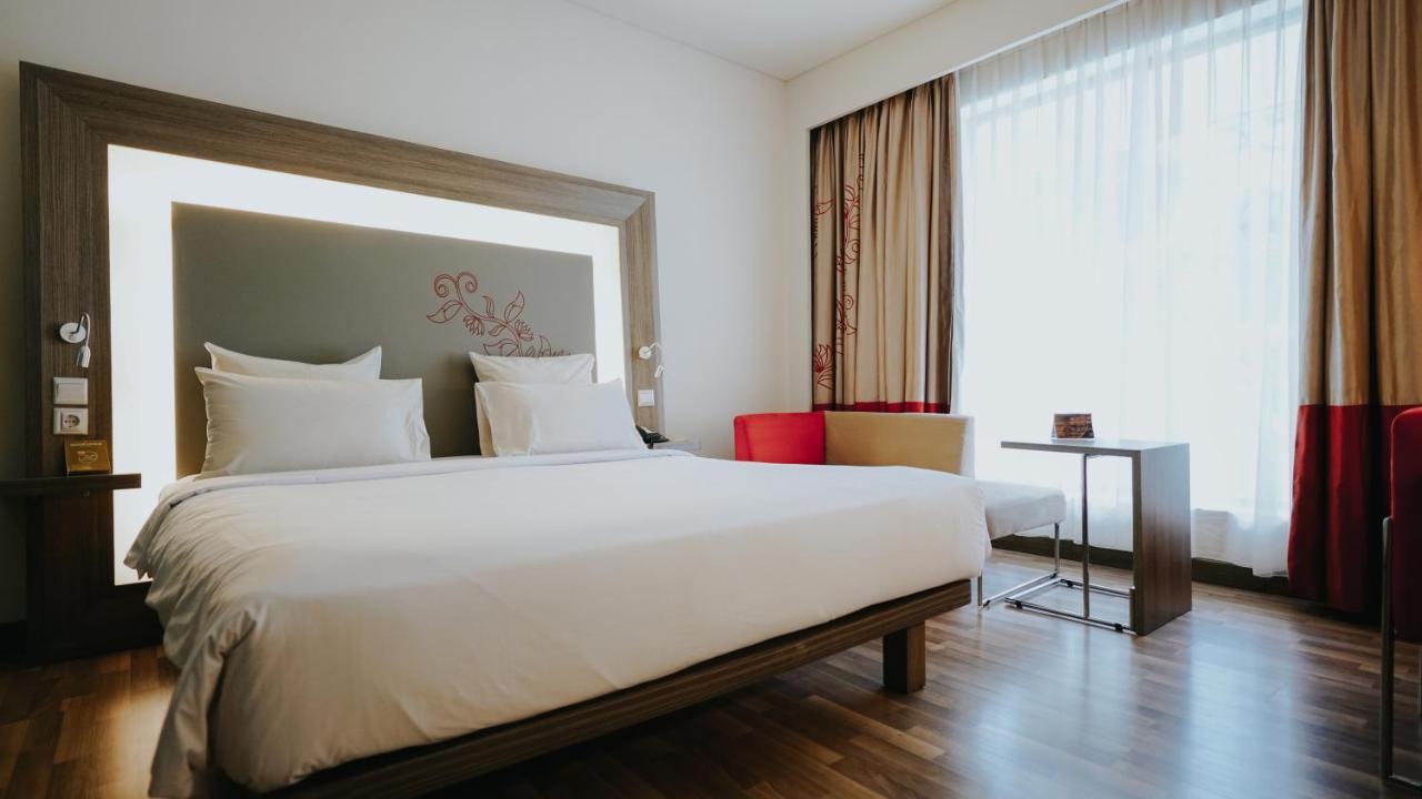 Novotel Banjarmasin Airport Banjarbaru Ngoại thất bức ảnh