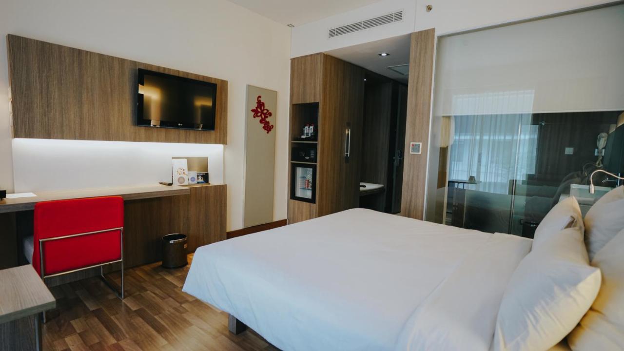 Novotel Banjarmasin Airport Banjarbaru Ngoại thất bức ảnh